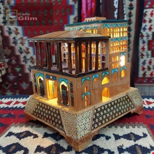 ماکت دست ساز چوبی خاتم کاری شده طرح کاخ عالی قاپو اصفهان کد 1312