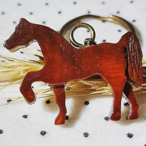 دسته کلید چوبی طرح اسب
