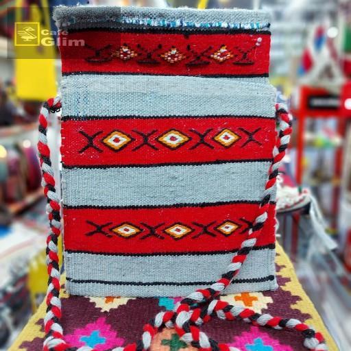   کیف گلیم دست بافت طرح شنل قرمزی 4