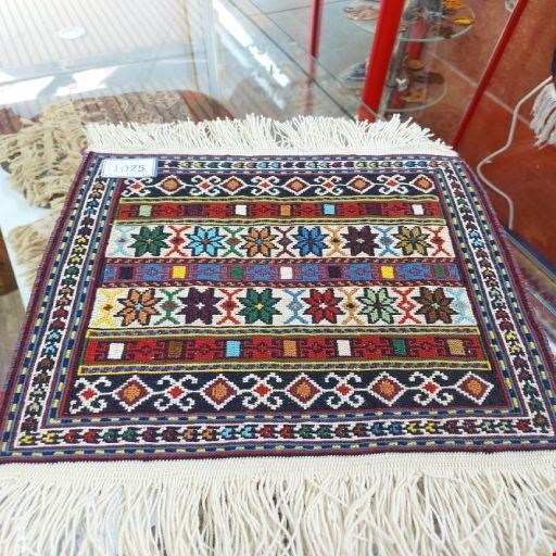 گلیم شیرکی پیچ سیرجان طرح کتیبه گربه کد 1075
